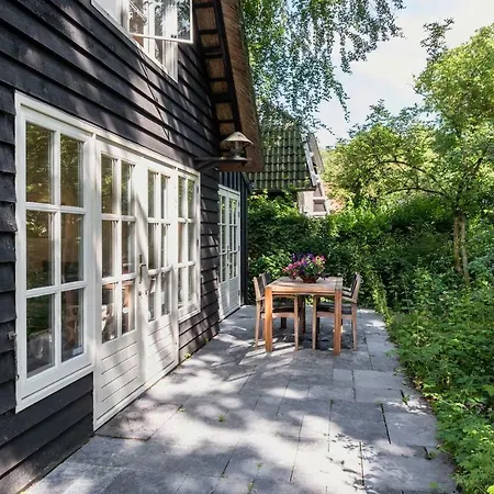 Unique Atelier In Bergen Villa Exterior photo