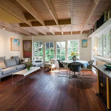Unique Atelier In Bergen Villa Exterior photo