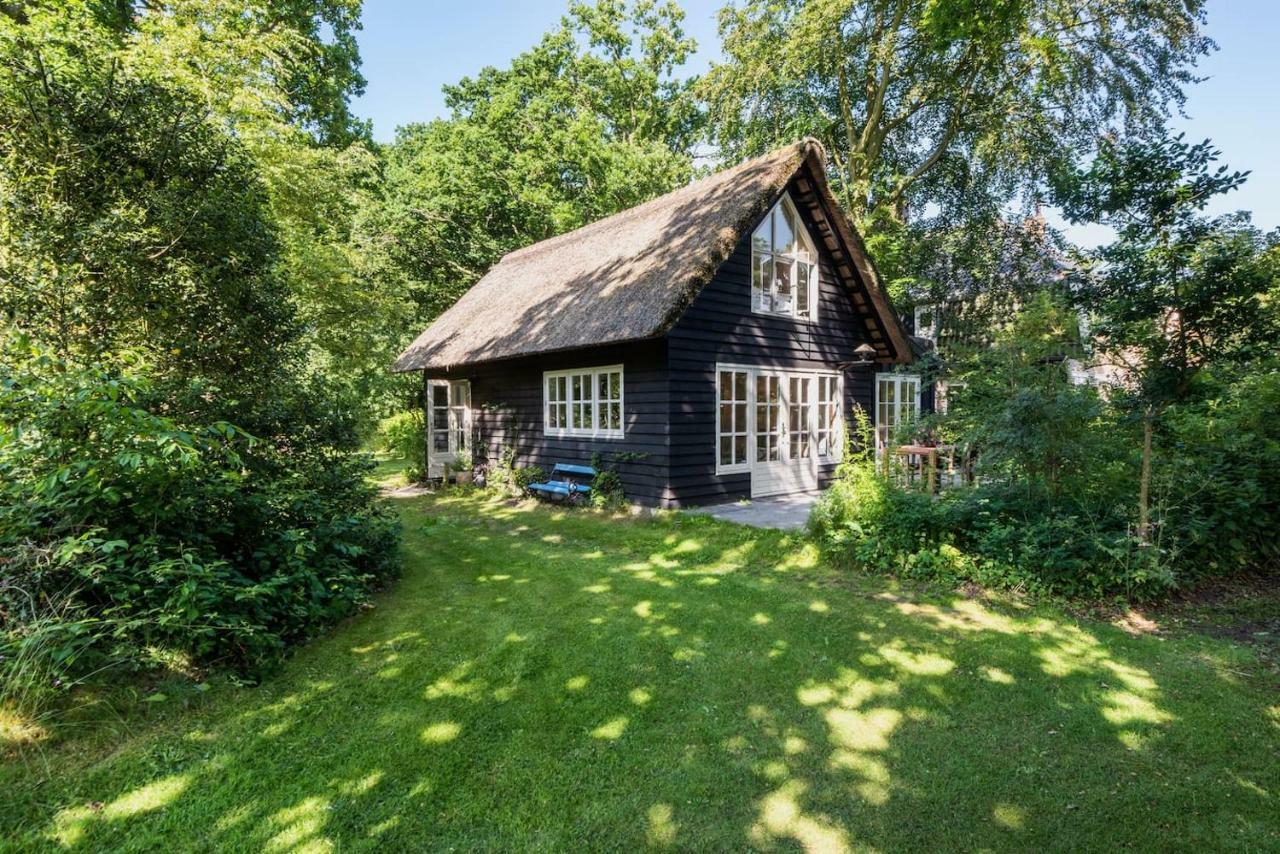 Holiday home Unique Atelier In *
